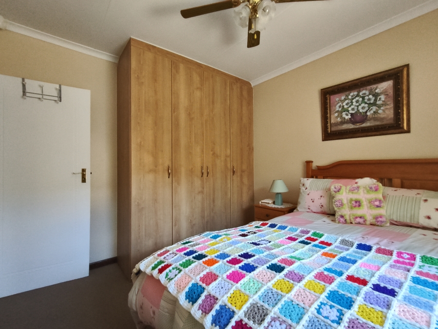 3 Bedroom Property for Sale in Wavecrest Eastern Cape